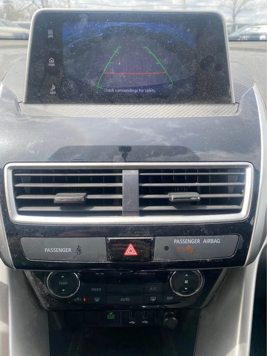 2019 Mitsubishi Eclipse Cross - Image 10 of 11