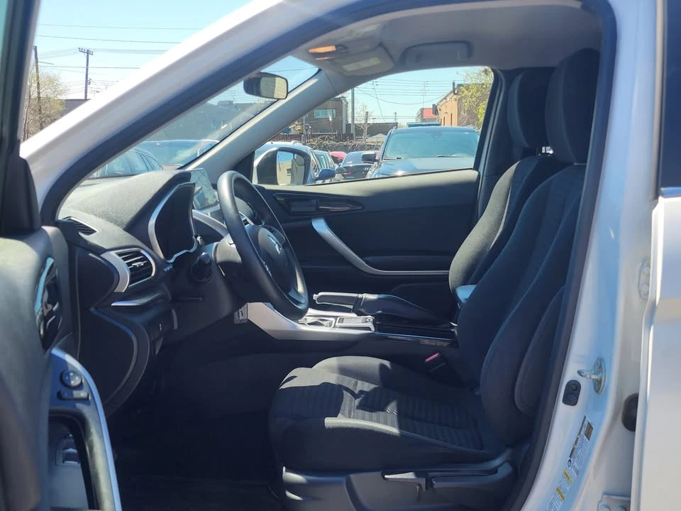 2019 Mitsubishi Eclipse Cross - Image 10 of 20