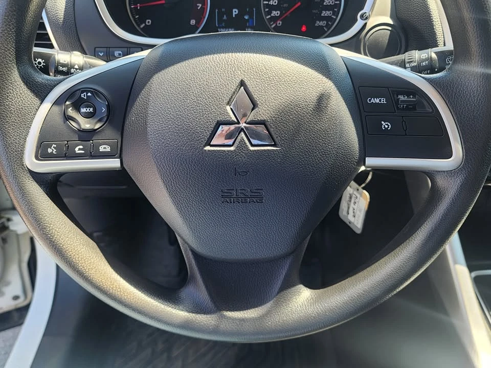 2019 Mitsubishi Eclipse Cross - Image 18 of 20