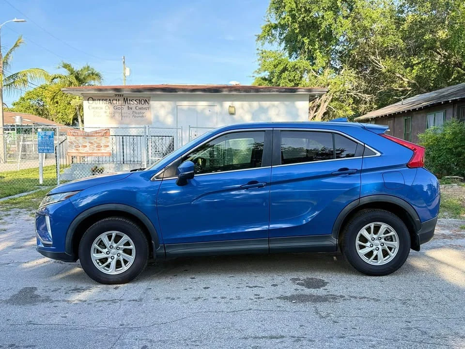 2019 Mitsubishi Eclipse Cross - Image 4 of 11