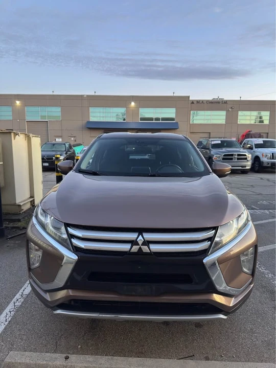 2019 Mitsubishi Eclipse Cross - Image 3 of 17