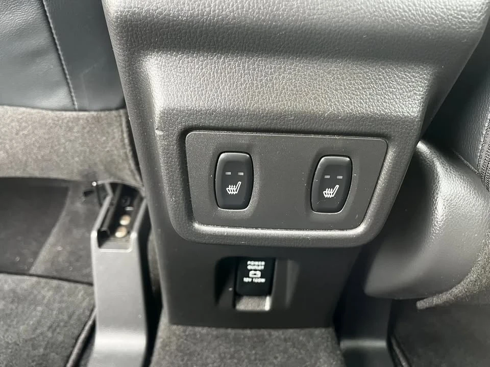 2019 Mitsubishi Eclipse Cross - Image 13 of 20