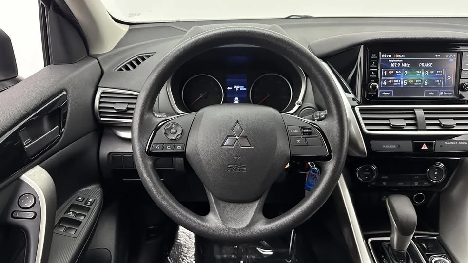 2019 Mitsubishi Eclipse Cross - Image 15 of 19