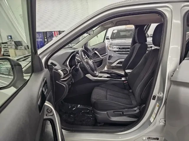 2019 Mitsubishi Eclipse Cross - Image 6 of 13