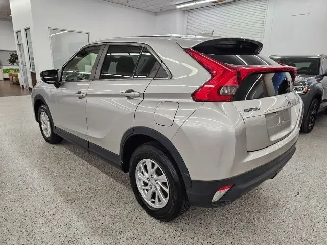 2019 Mitsubishi Eclipse Cross - Image 5 of 13