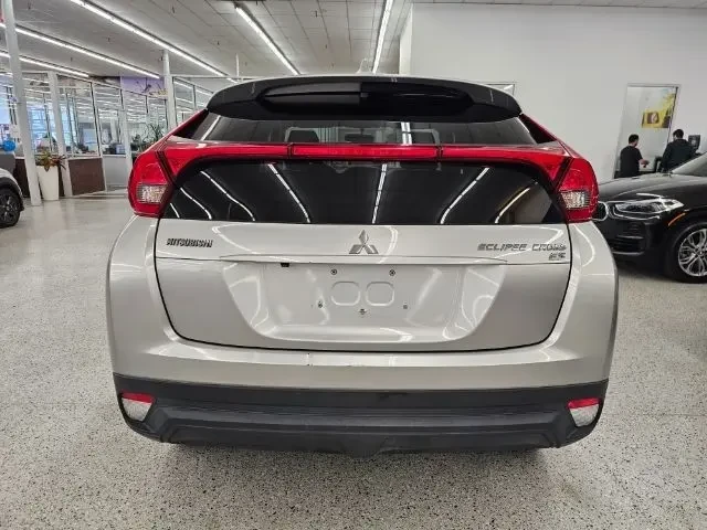 2019 Mitsubishi Eclipse Cross - Image 4 of 13