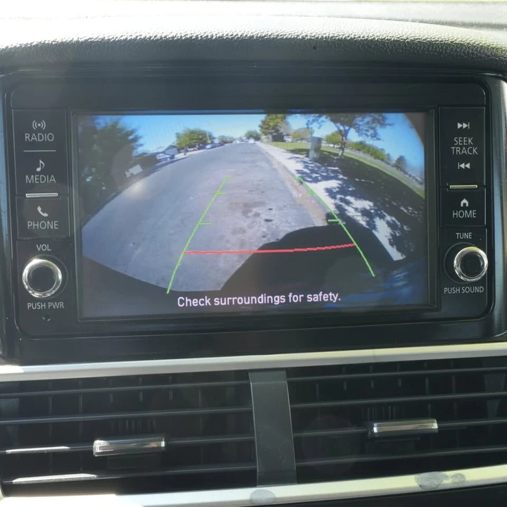 2019 Mitsubishi Eclipse Cross - Image 16 of 19