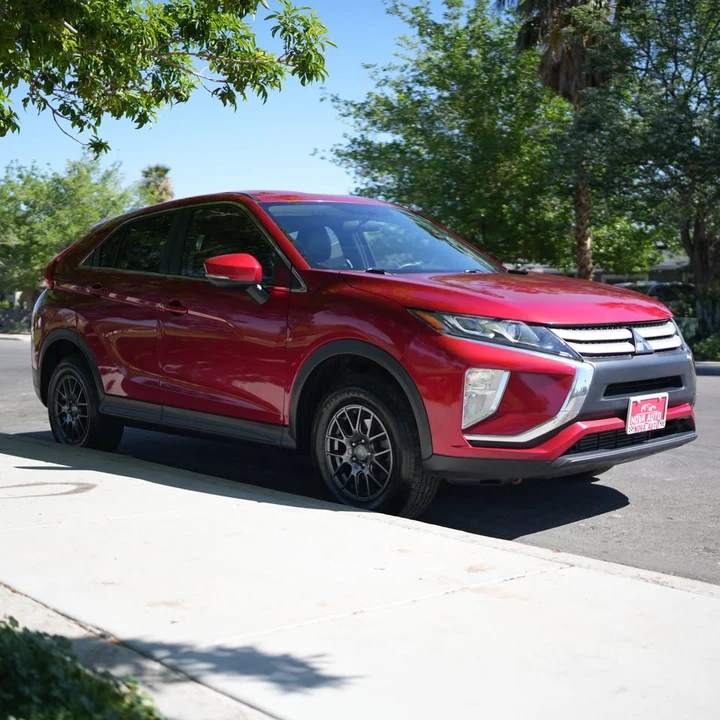 2019 Mitsubishi Eclipse Cross - Image 12 of 19