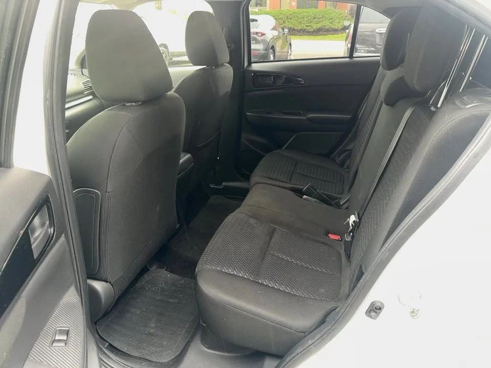 2019 Mitsubishi Eclipse Cross - Image 8 of 8