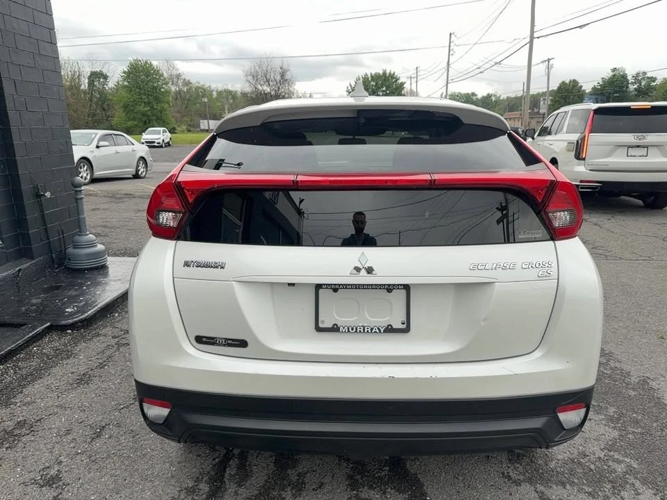 2019 Mitsubishi Eclipse Cross - Image 2 of 8