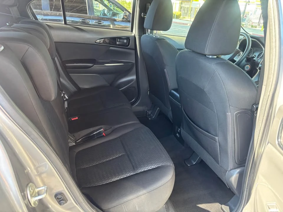 2019 Mitsubishi Eclipse Cross - Image 11 of 13