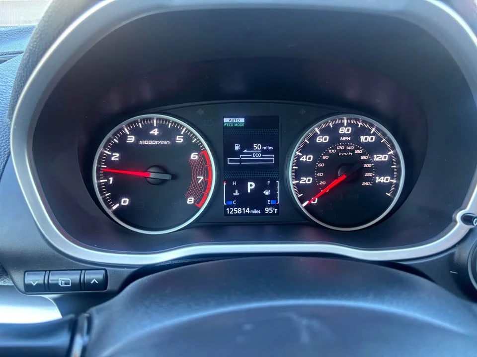 2019 Mitsubishi Eclipse Cross - Image 7 of 13