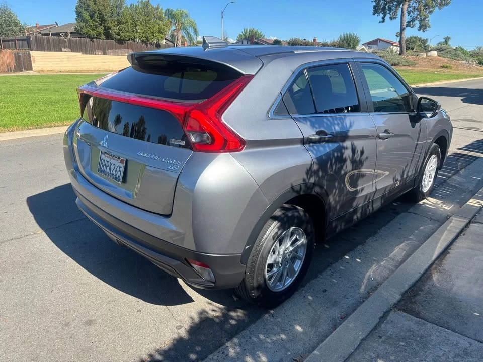 2019 Mitsubishi Eclipse Cross - Image 5 of 13