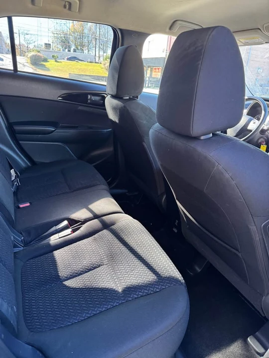 2019 Mitsubishi Eclipse Cross - Image 16 of 20