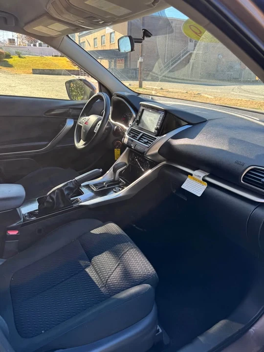 2019 Mitsubishi Eclipse Cross - Image 18 of 20