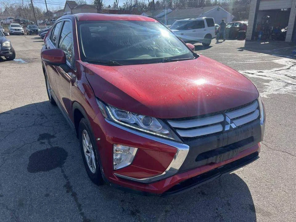 2019 Mitsubishi Eclipse Cross - Image 3 of 9