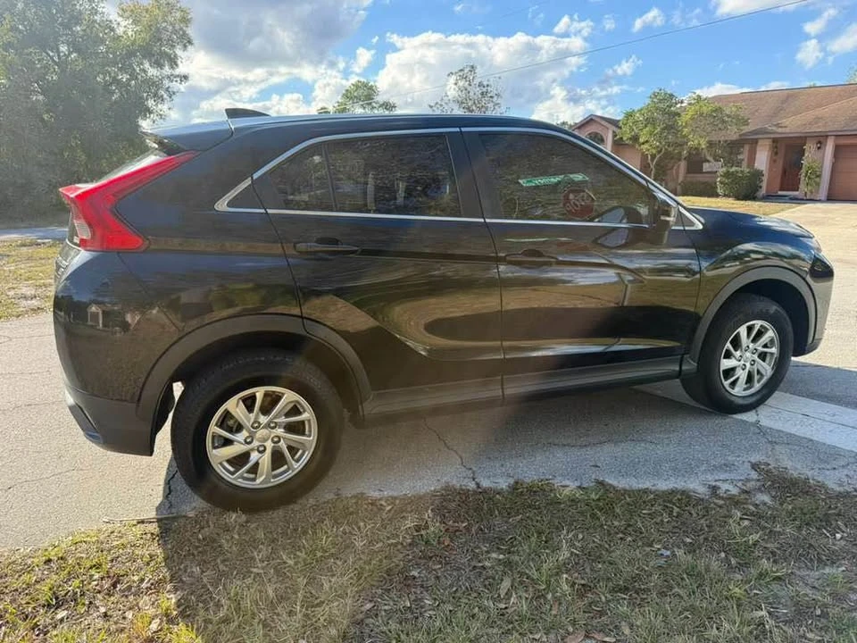 2019 Mitsubishi Eclipse Cross - Image 5 of 19