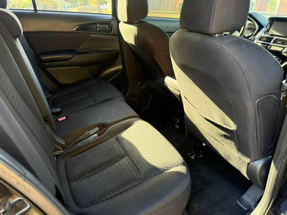 2019 Mitsubishi Eclipse Cross - Image 16 of 19