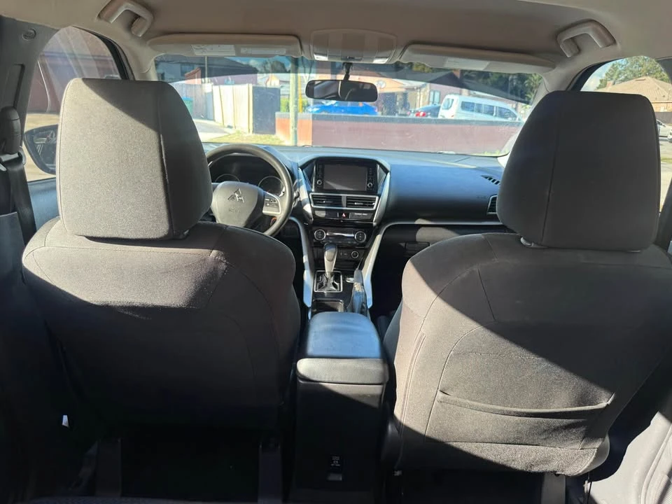 2019 Mitsubishi Eclipse Cross - Image 13 of 19