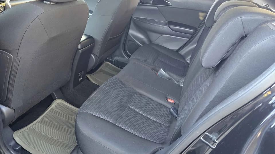 2019 Mitsubishi Eclipse Cross - Image 11 of 12