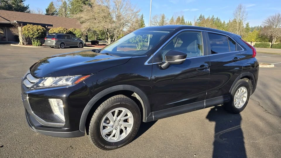 2019 Mitsubishi Eclipse Cross - Image 6 of 12
