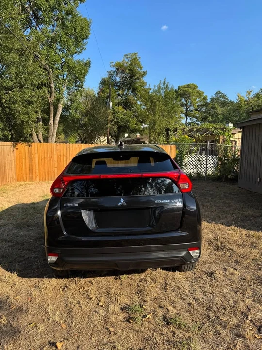 2019 Mitsubishi Eclipse Cross - Image 6 of 16