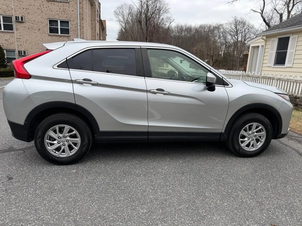 2019 Mitsubishi Eclipse Cross - Image 6 of 9
