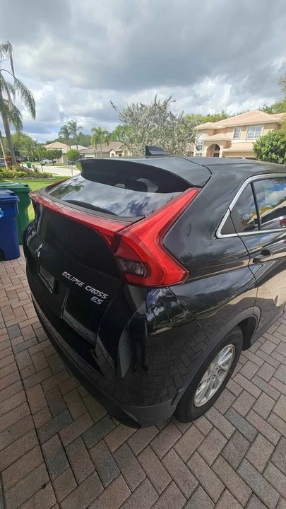 2019 Mitsubishi Eclipse Cross - Image 3 of 9