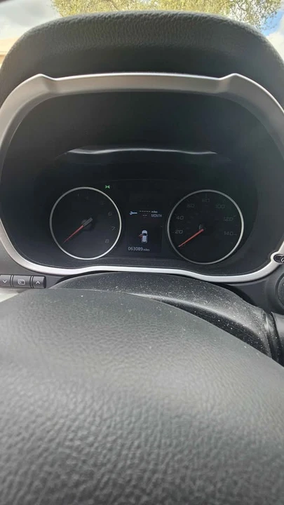 2019 Mitsubishi Eclipse Cross - Image 6 of 9