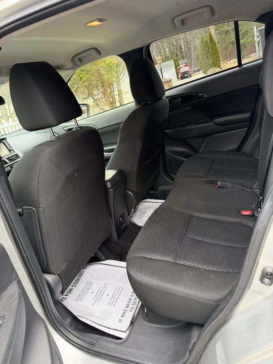 2019 Mitsubishi Eclipse Cross - Image 6 of 8