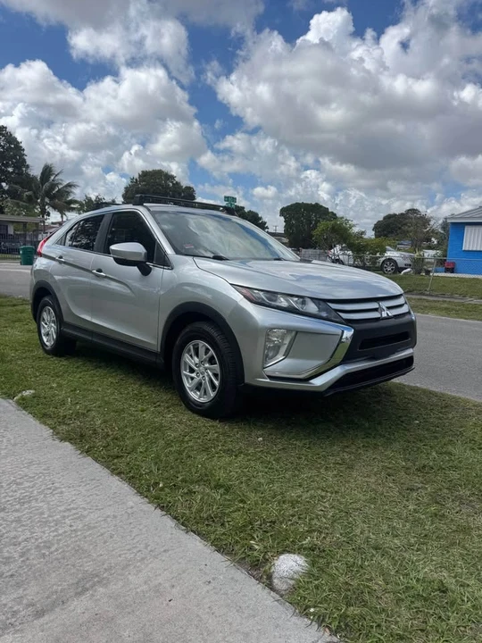 2019 Mitsubishi Eclipse Cross - Image 5 of 12