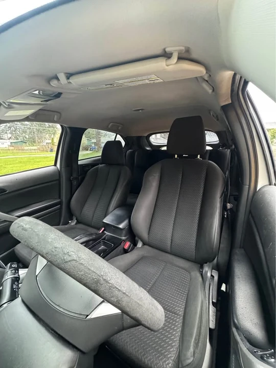 2019 Mitsubishi Eclipse Cross - Image 8 of 13