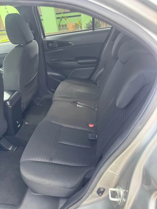 2019 Mitsubishi Eclipse Cross - Image 8 of 12