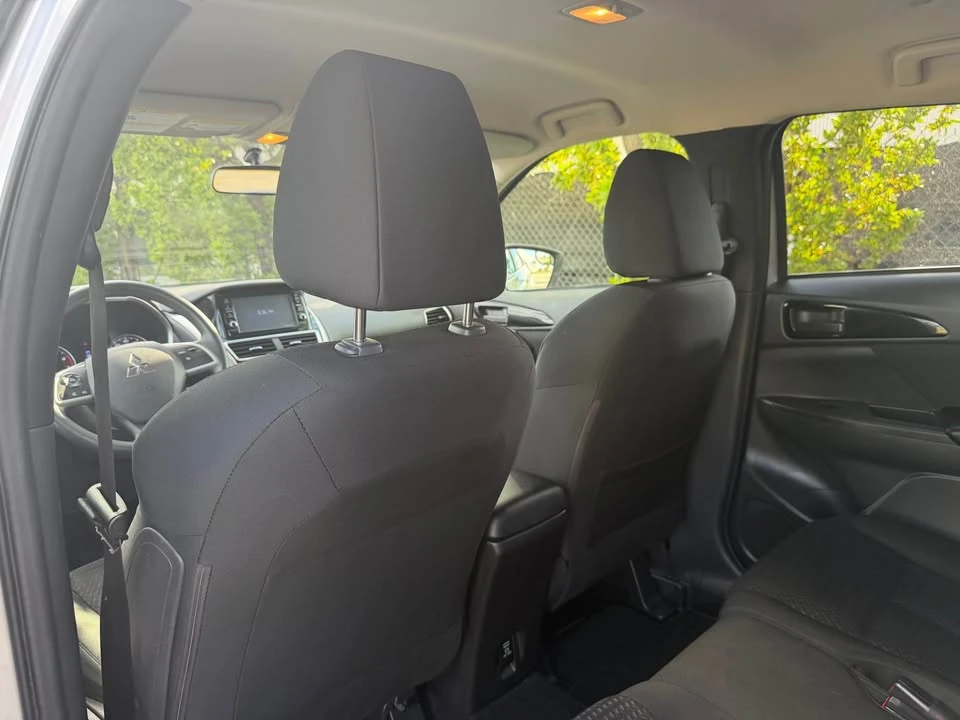 2019 Mitsubishi Eclipse Cross - Image 7 of 10