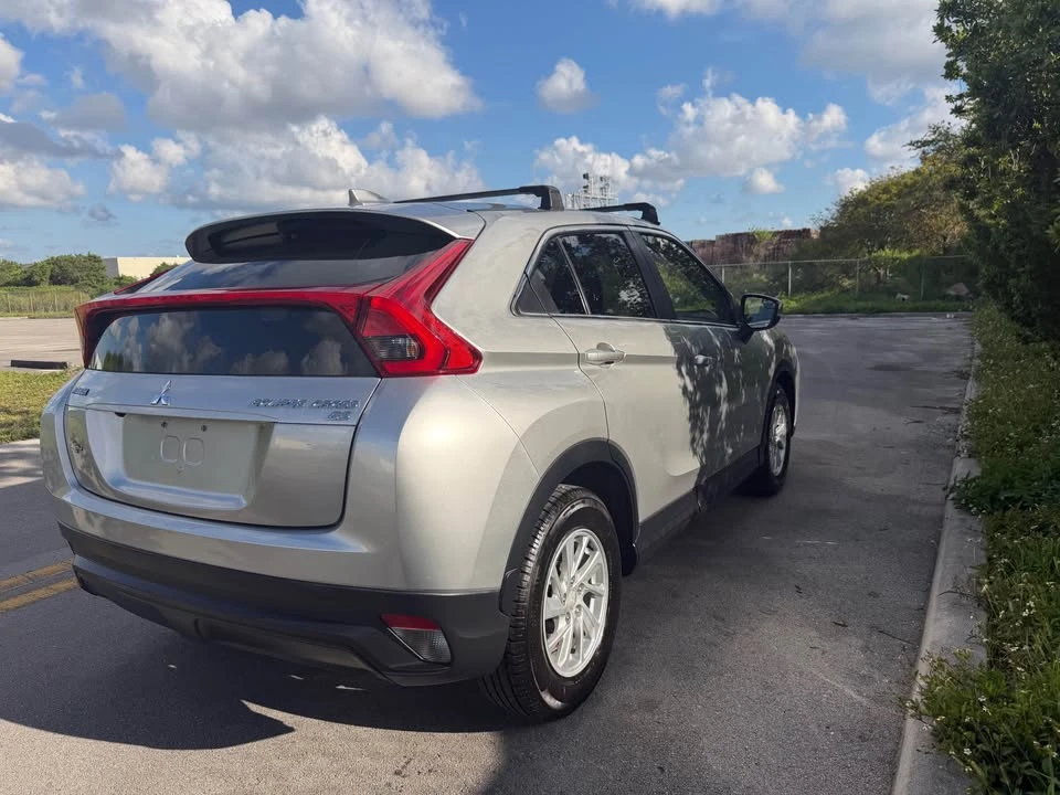 2019 Mitsubishi Eclipse Cross - Image 5 of 10