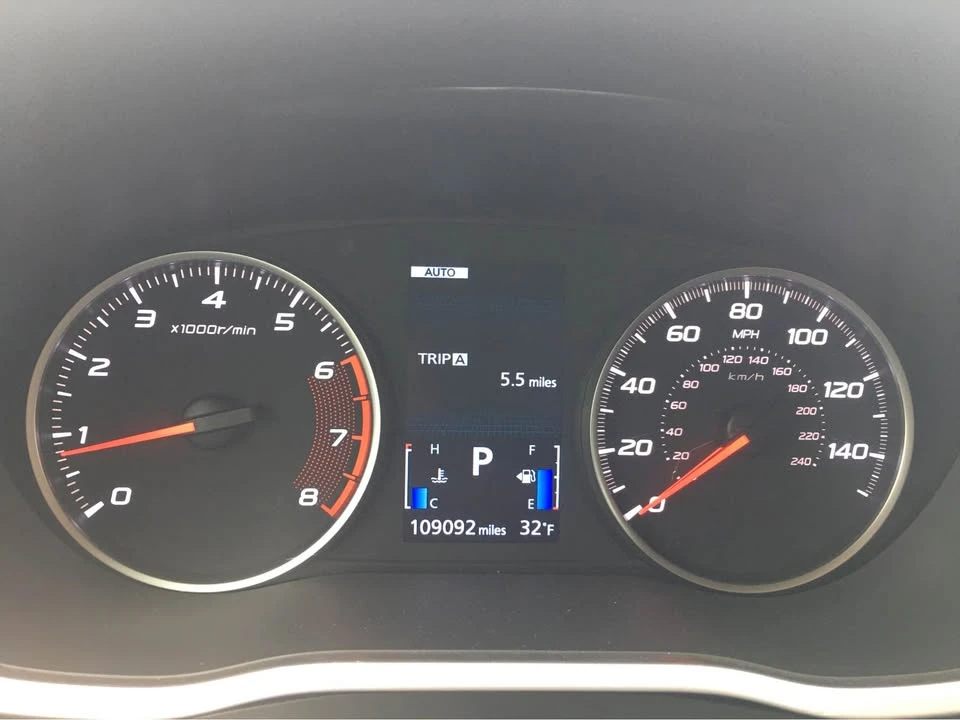 2019 Mitsubishi Eclipse Cross - Image 13 of 17