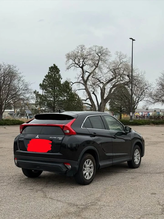 2019 Mitsubishi Eclipse Cross - Image 5 of 15