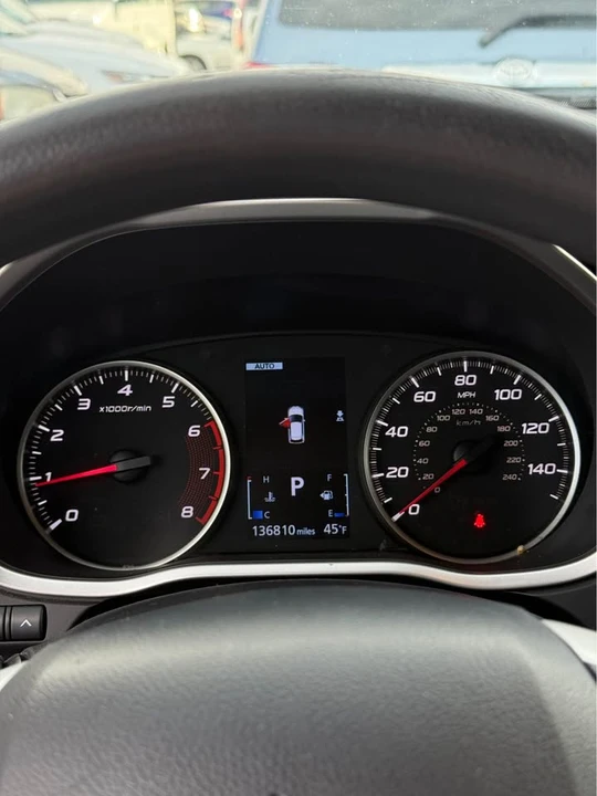2019 Mitsubishi Eclipse Cross - Image 13 of 15