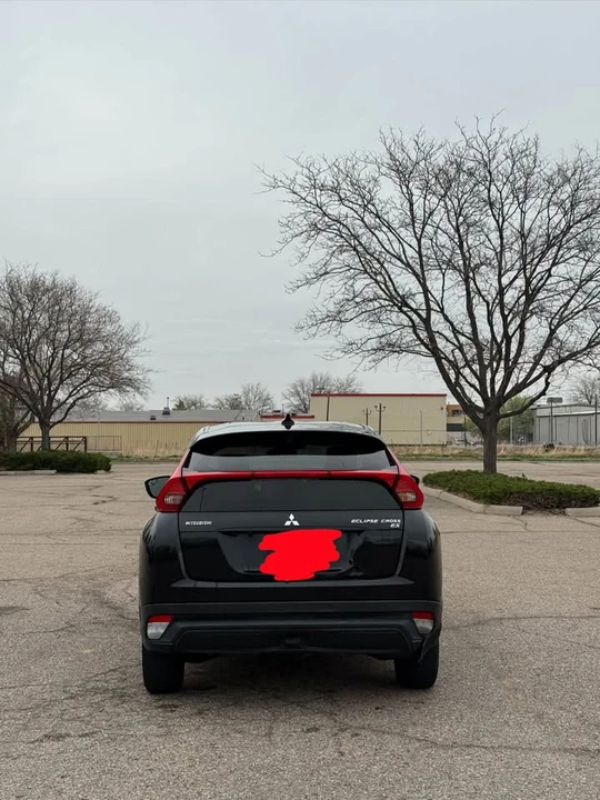2019 Mitsubishi Eclipse Cross - Image 4 of 15