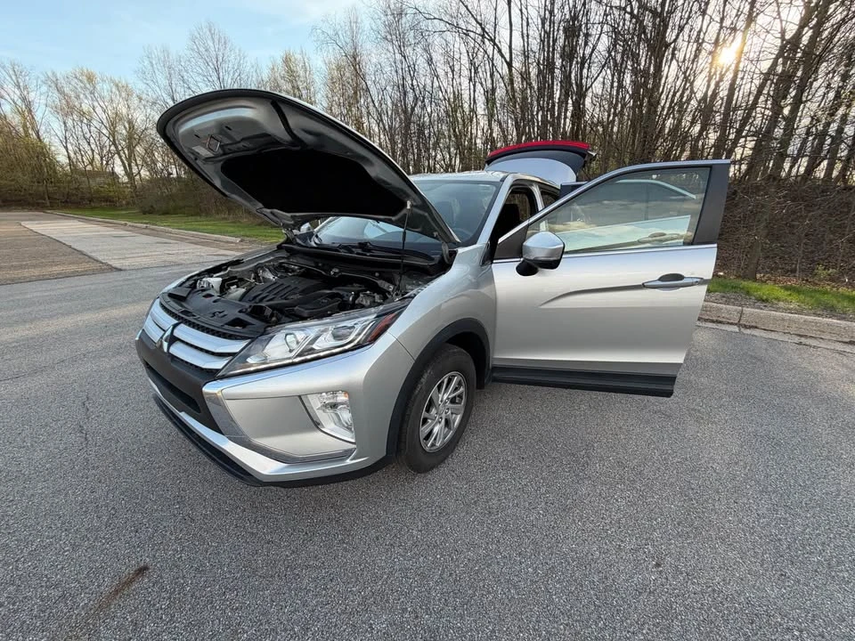 2019 Mitsubishi Eclipse Cross - Image 9 of 19