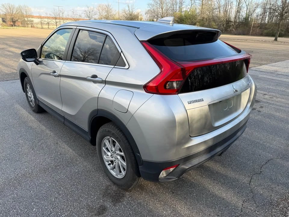 2019 Mitsubishi Eclipse Cross - Image 3 of 19