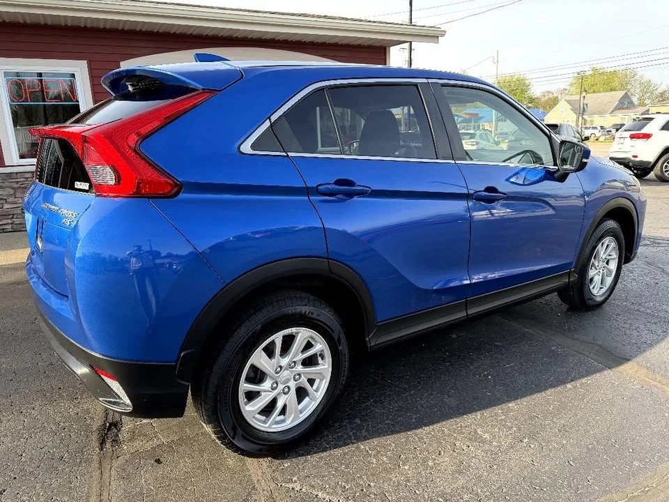 2019 Mitsubishi Eclipse Cross - Image 4 of 16