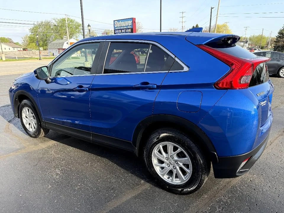 2019 Mitsubishi Eclipse Cross - Image 3 of 16