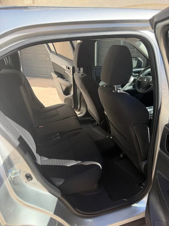 2019 Mitsubishi Eclipse Cross - Image 11 of 17