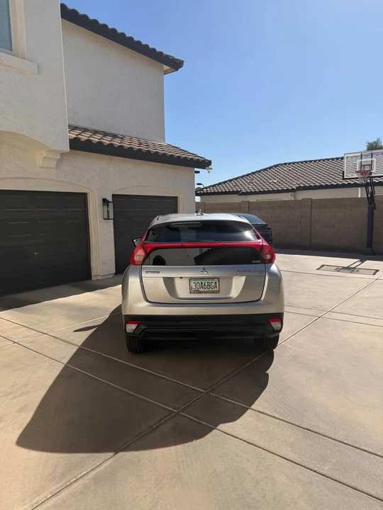2019 Mitsubishi Eclipse Cross - Image 5 of 17