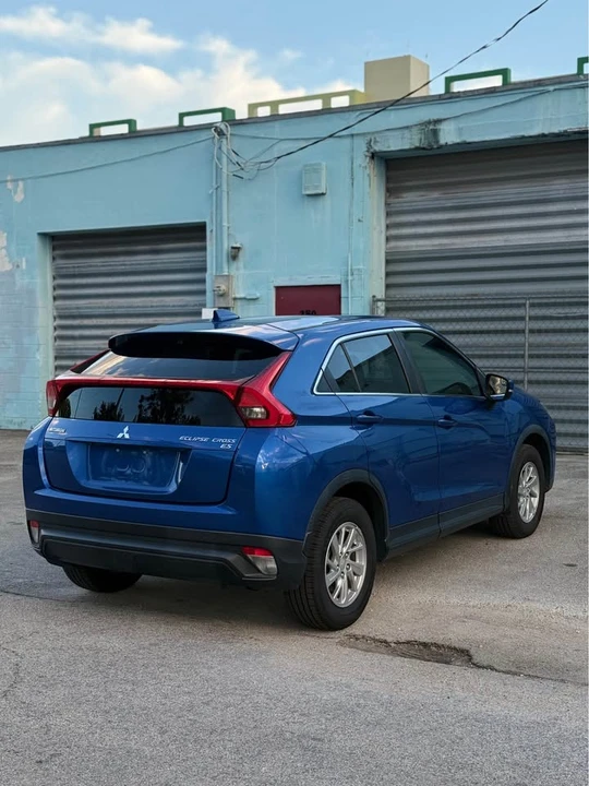2019 Mitsubishi Eclipse Cross - Image 5 of 9