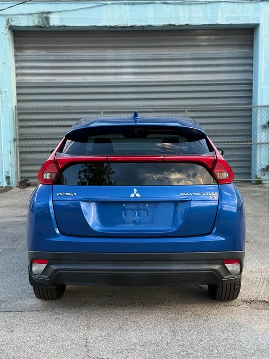 2019 Mitsubishi Eclipse Cross - Image 4 of 9