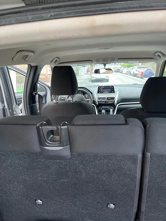 2019 Mitsubishi Eclipse Cross - Image 10 of 15