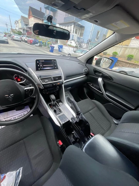 2019 Mitsubishi Eclipse Cross - Image 13 of 15