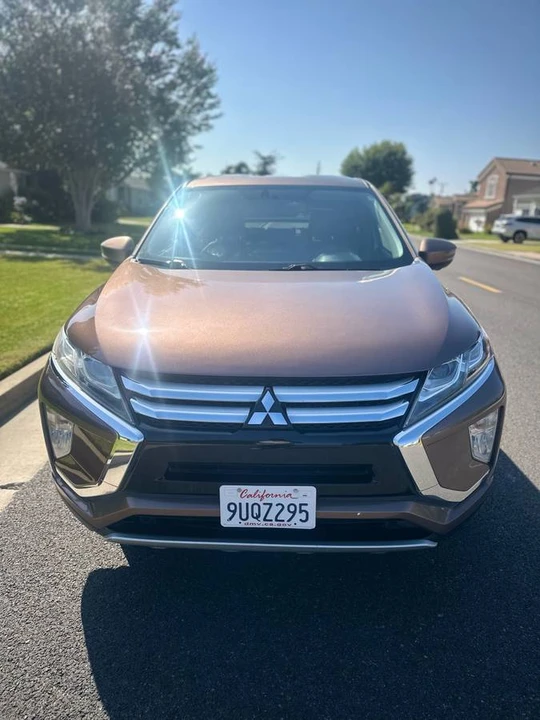 2019 Mitsubishi Eclipse Cross - Image 4 of 24